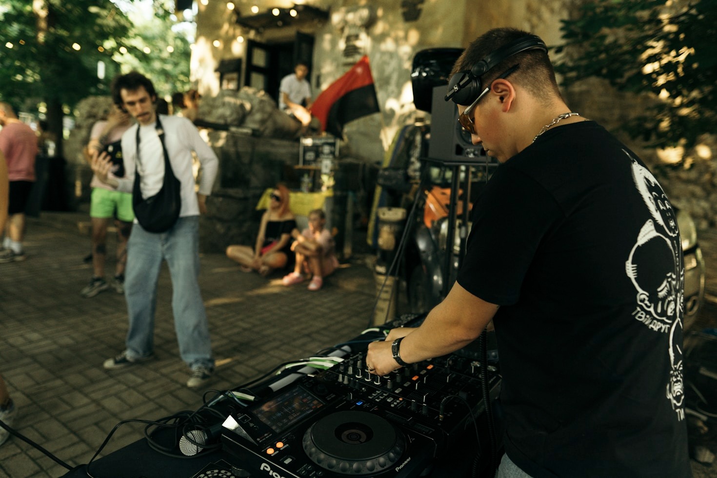 How to Stay Ahead in Music Discoveries